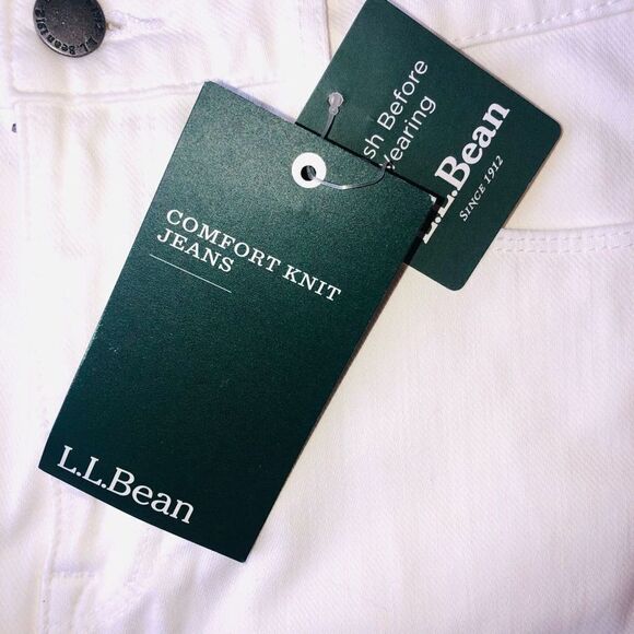 NWT Womens Size 12P LL Bean Classic Fit Comfort Knit Denim Jeans - Picture 2 of 7